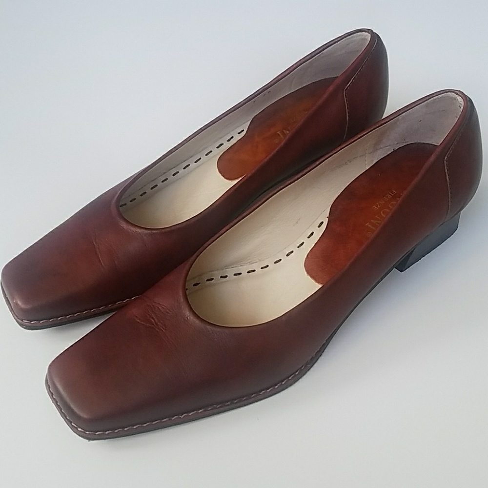 Rangoni Firenze| Italian heel shoes